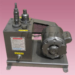VACUUM PUMP